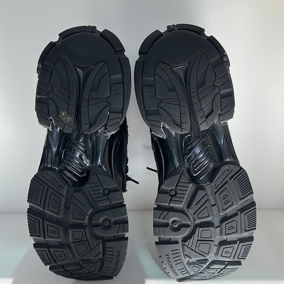 Balenciaga Runner Sneaker - Picture 5 of 6